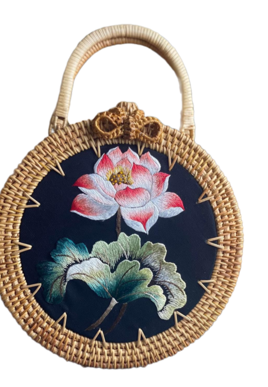 Rattan handbag embroidered 